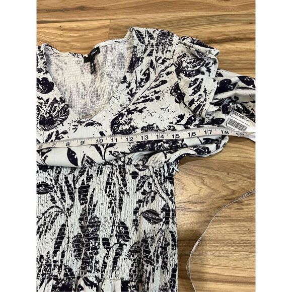 Aqua NWT Smocked Floral Print Midi Dress Blue Multi V- Neck Sz S - Picture 7 of 9